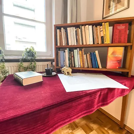 Historische 3raum Zentrumsnah In - Balkon, Tv, Marmorbad, Privatbibliothek Apartment Leipzig
