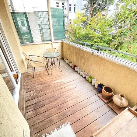 Historische 3raum Zentrumsnah In - Balkon, Tv, Marmorbad, Privatbibliothek *